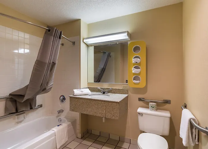 Hotel 6-libertyville, Il