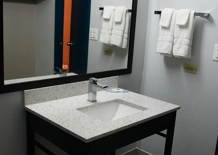 6-libertyville, Il 4*