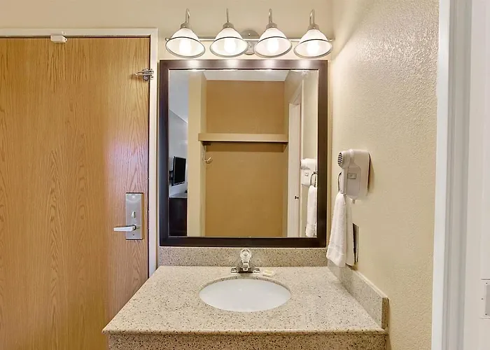 6-libertyville, Il Hotel 4*