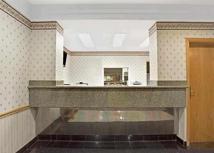 6-libertyville, Il 4* Libertyville