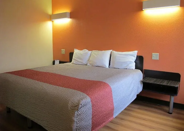 6-libertyville, Il 4*