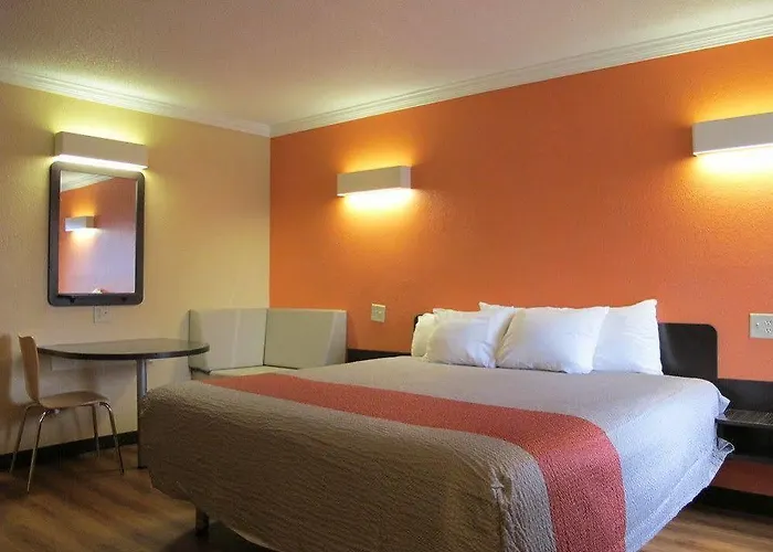 6-libertyville, Il 4*